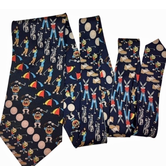 LOONIE Tunes Necktie Tie Bugs Bunny Goofy Tasmanian Devil 100% Silk Golf Motif - Picture 1 of 9